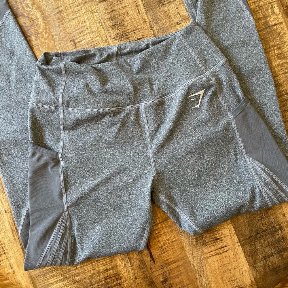 GymShark Legging - Picture 3 of 7